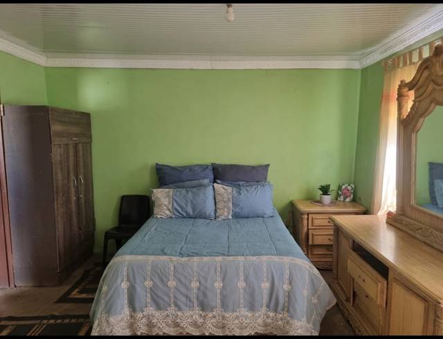 1 BEDROOM HOUSE FOR SALE IN STRETFORD
